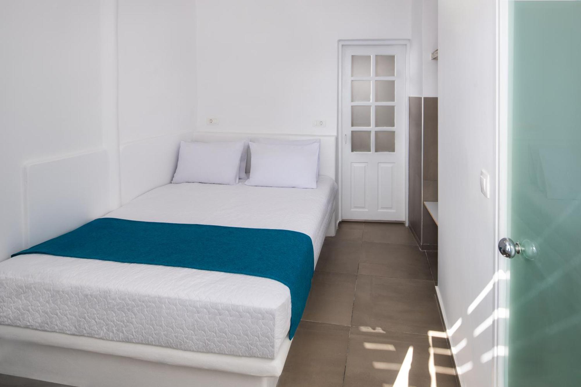 イア Lava Stone Bed & Breakfast エクステリア 写真