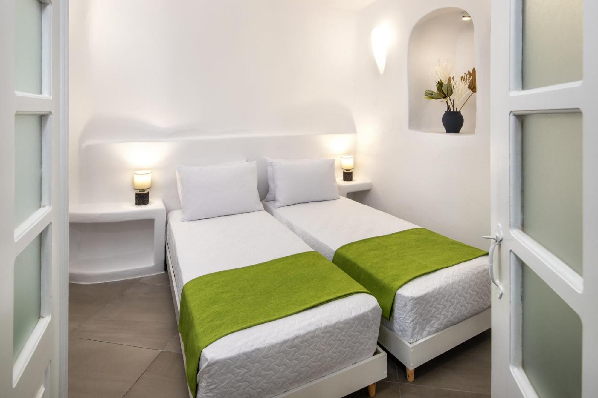 イア Lava Stone Bed & Breakfast エクステリア 写真