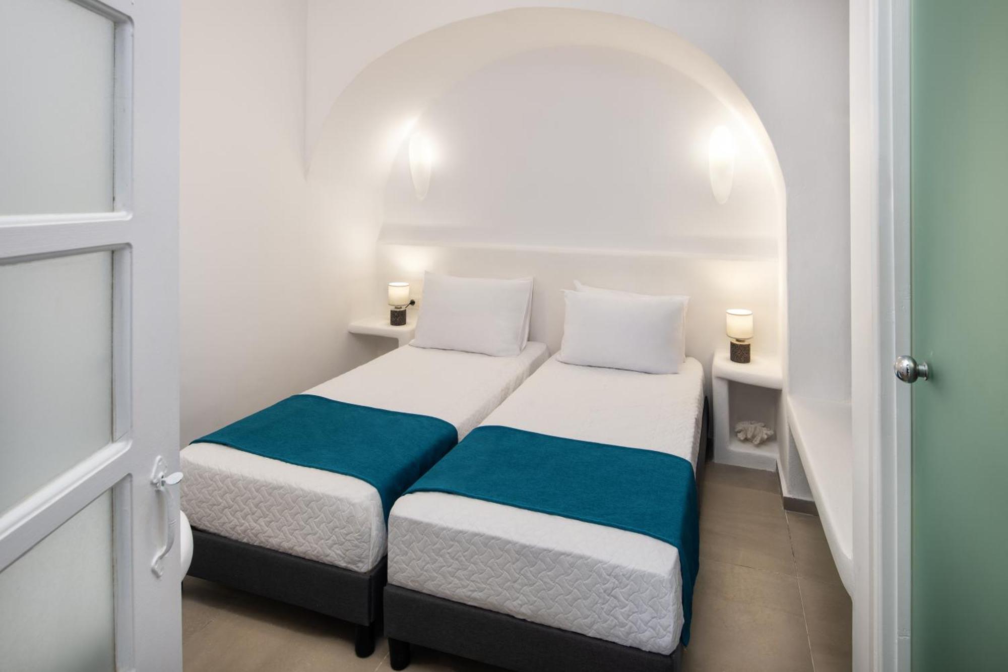 イア Lava Stone Bed & Breakfast エクステリア 写真